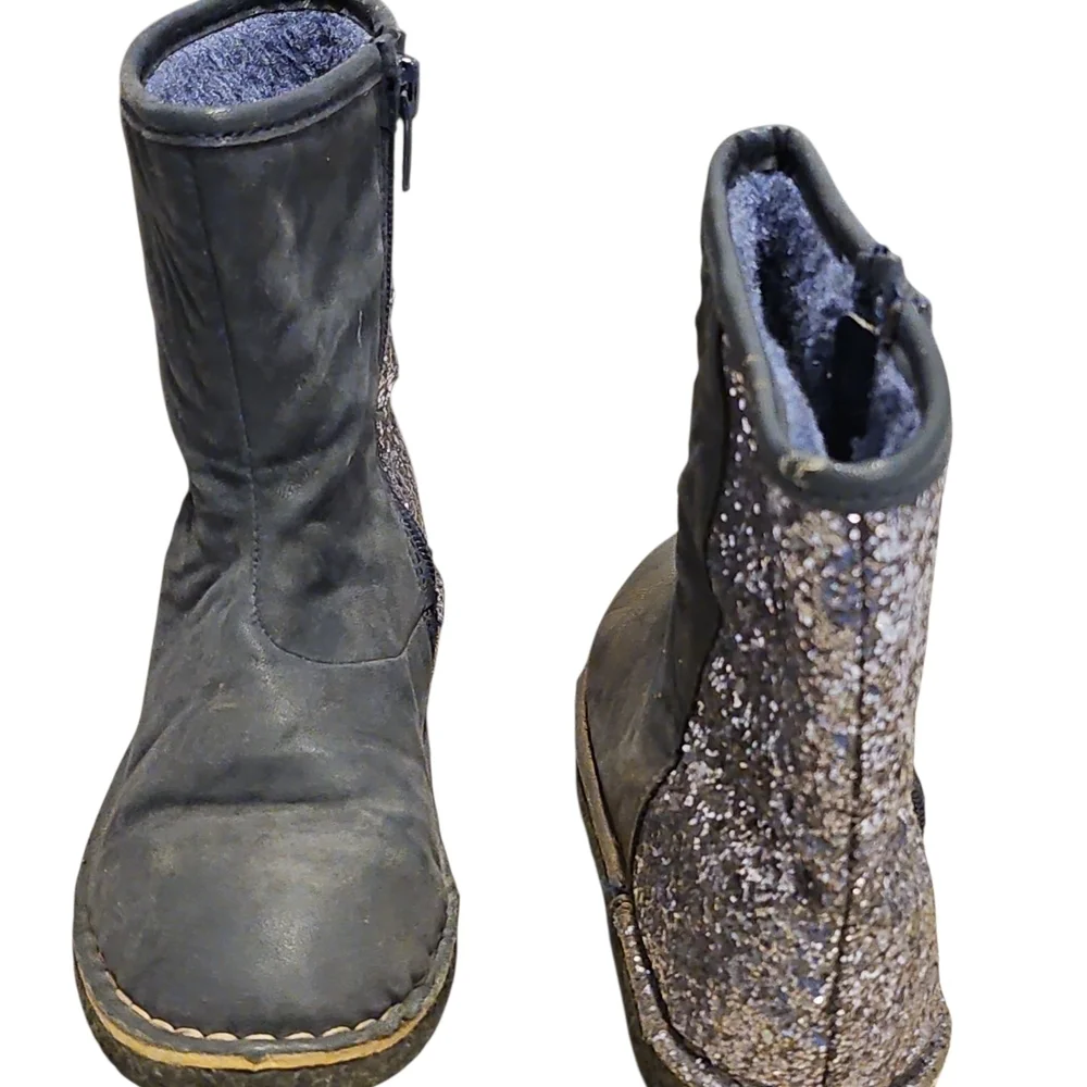 Carter's Black/Silver Boots